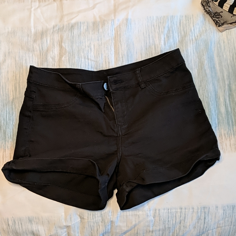H&M Divided Black Denim Shorts